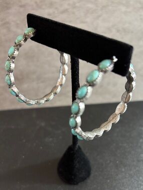 Turquoise Cabochon Hoop Earrings in Silver Tone